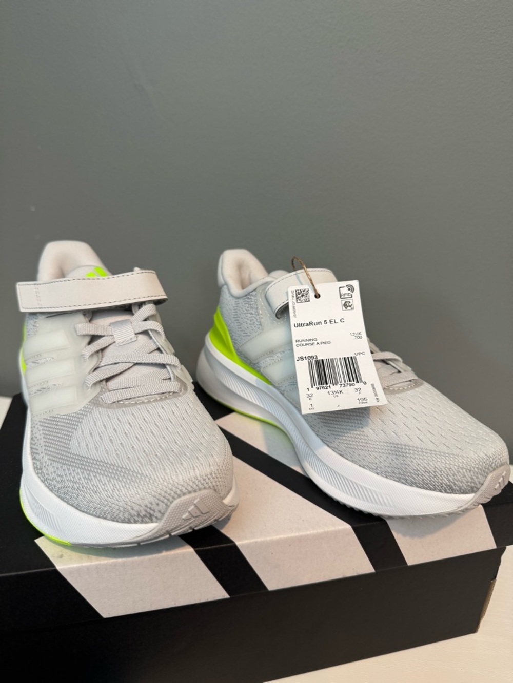 Kids adidas UltraRun 5 EL C Gray and Neon Green Running Shoes 1Y